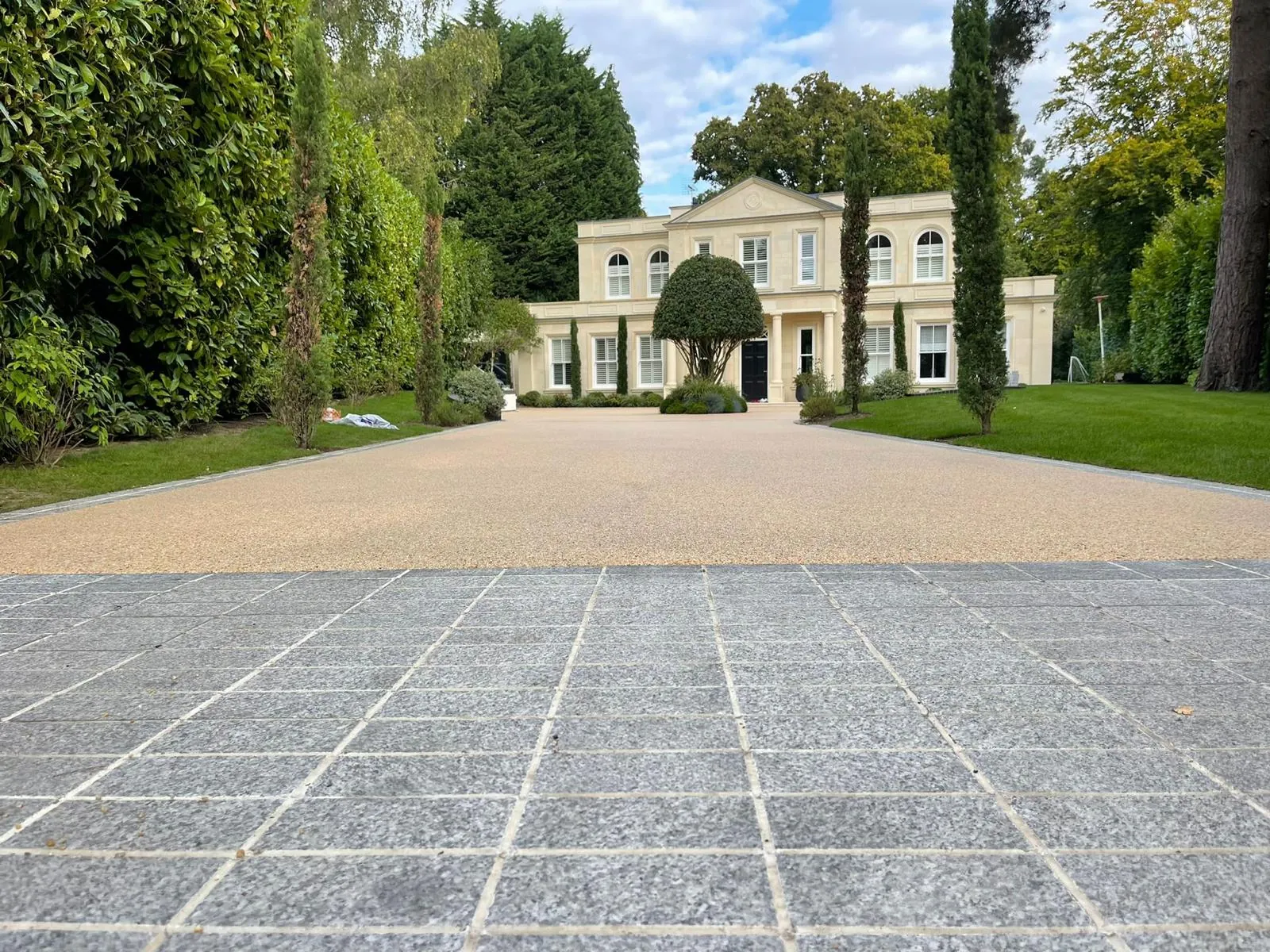 Surrey Hills Stone Mansion resin bound driveway by SureLay UK in Cobham, Surrey